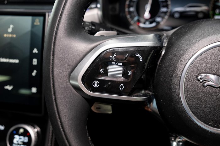 2025 Jaguar F-PACE PHEV P400e R-Dynamic SE 90th Anniversary Edition