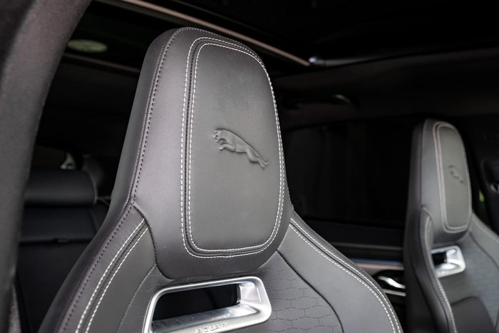 2025 Jaguar F-PACE PHEV P400e R-Dynamic SE 90th Anniversary Edition