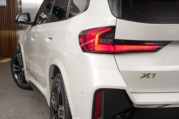 2023 BMW X1 xDrive20i M Sport