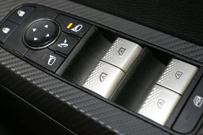 2022 Mitsubishi Outlander LS