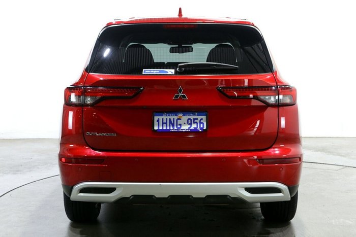 2022 Mitsubishi Outlander LS
