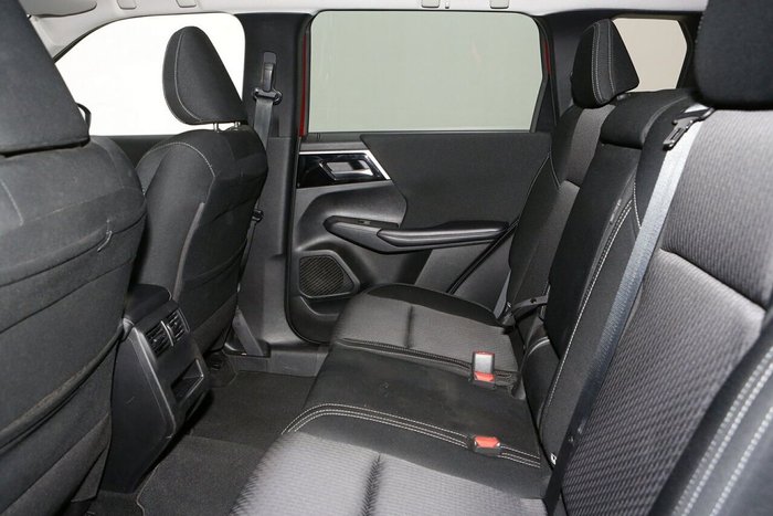 2022 Mitsubishi Outlander LS