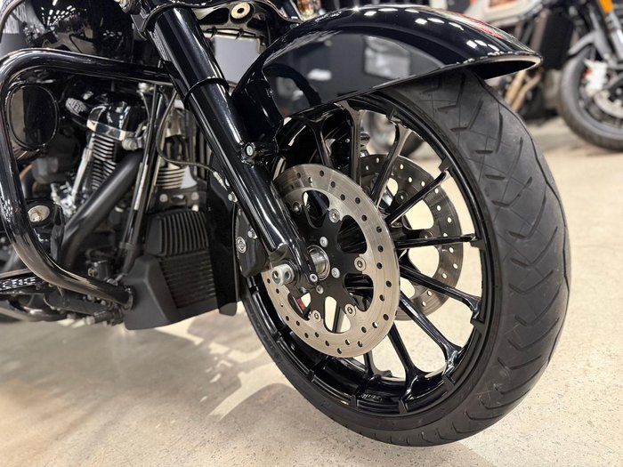 2018 Harley-Davidson Street Glide Special 114 (FLHXS) Touring Black