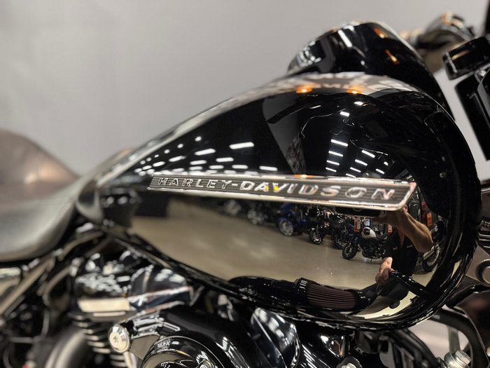 2018 Harley-Davidson Street Glide Special 114 (FLHXS) Touring Black