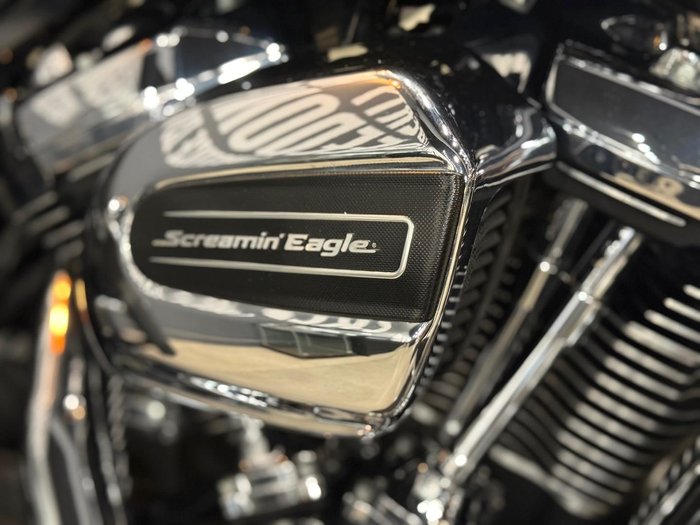 2018 Harley-Davidson Road King 107 (FLHR) Touring Black