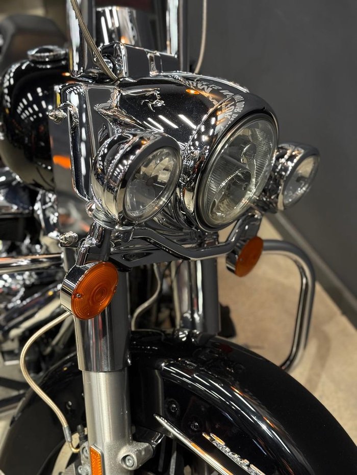 2018 Harley-Davidson Road King 107 (FLHR) Touring Black