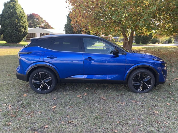 2025 Nissan QASHQAI Ti J12 MY25 Magnetic Blue with Onyx Black Roof