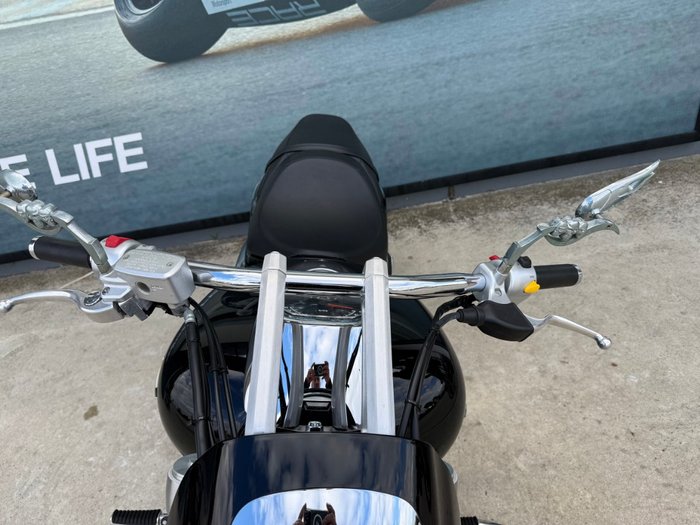 2014 Suzuki VZR 1800 BOULEVARD (M109R) Black