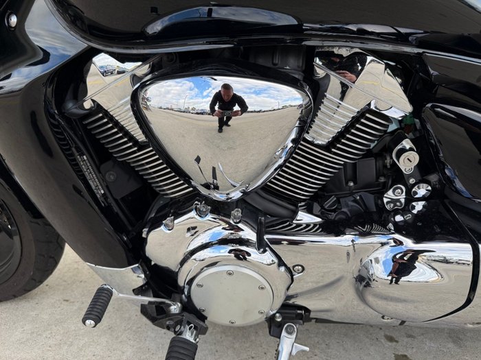 2014 Suzuki VZR 1800 BOULEVARD (M109R) Black