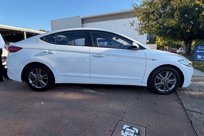 2016 Hyundai Elantra Active
