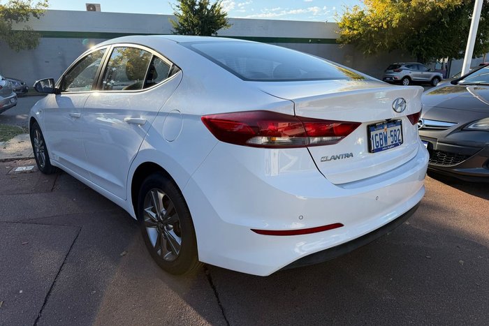 2016 Hyundai Elantra Active