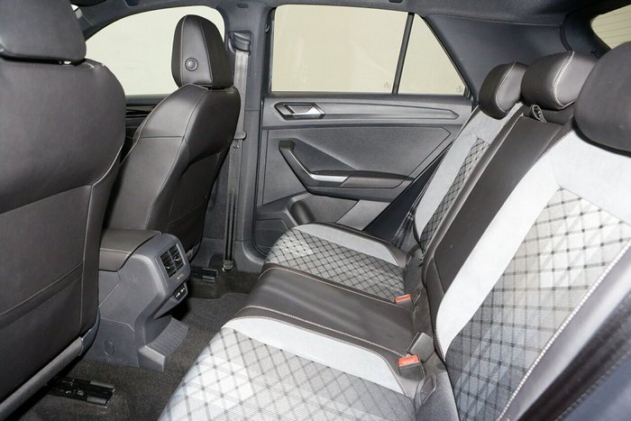 2023 Volkswagen T-Roc 140TSI R-Line