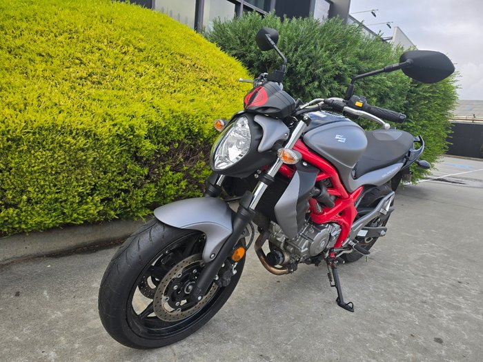 2014 Suzuki SFV650 GLADIUS Grey