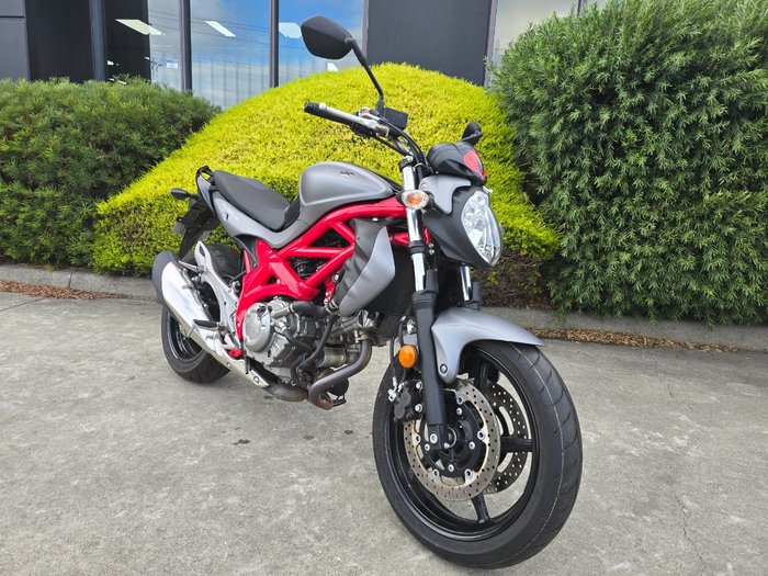 2014 Suzuki SFV650 GLADIUS Grey