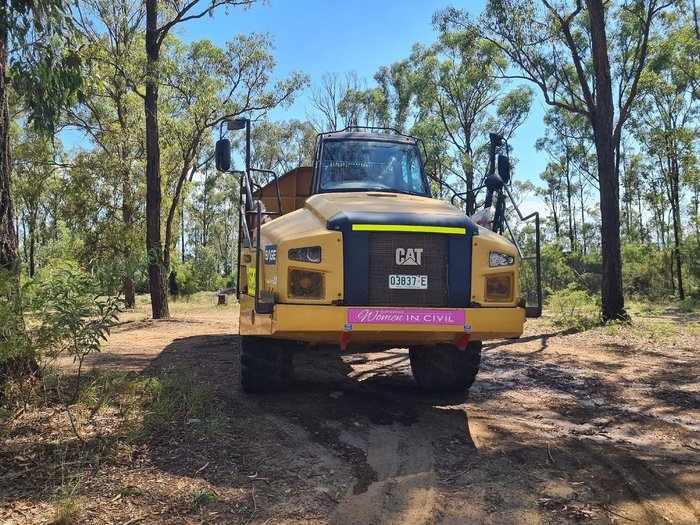 2014 Caterpillar 740B