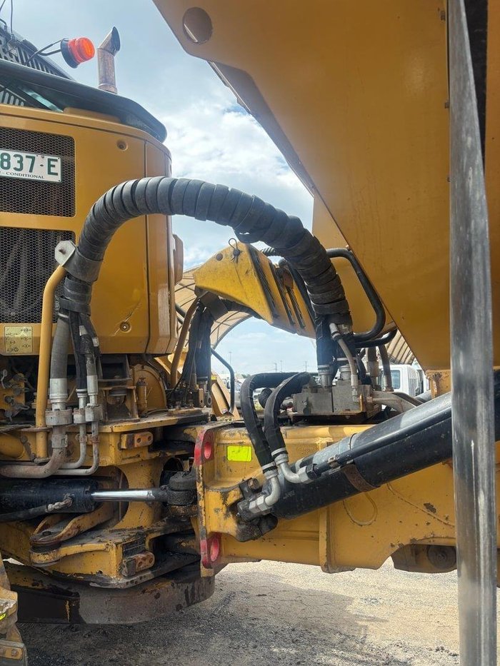 2014 Caterpillar 740B