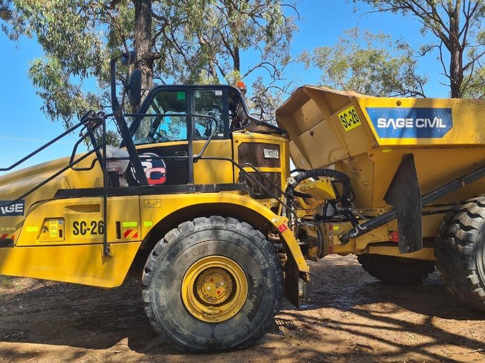 2014 Caterpillar 740B