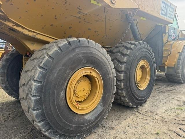 2014 Caterpillar 740B