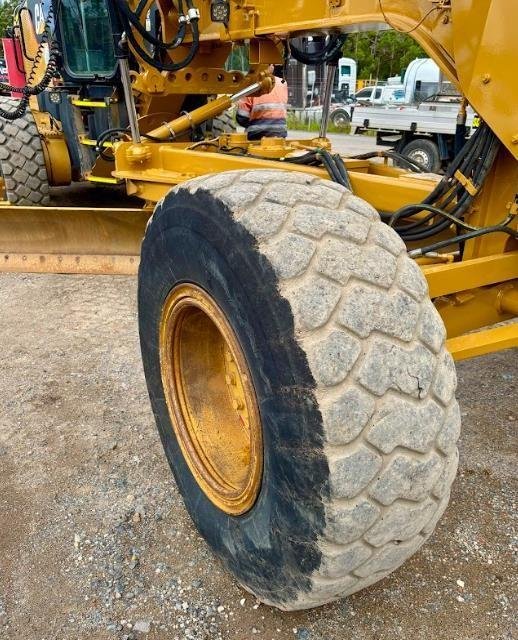 2017 Caterpillar 12M