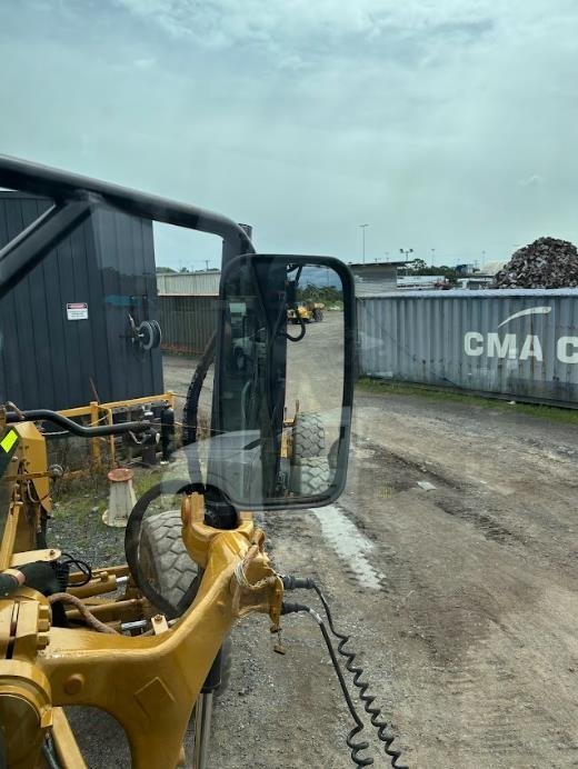 2017 Caterpillar 12M