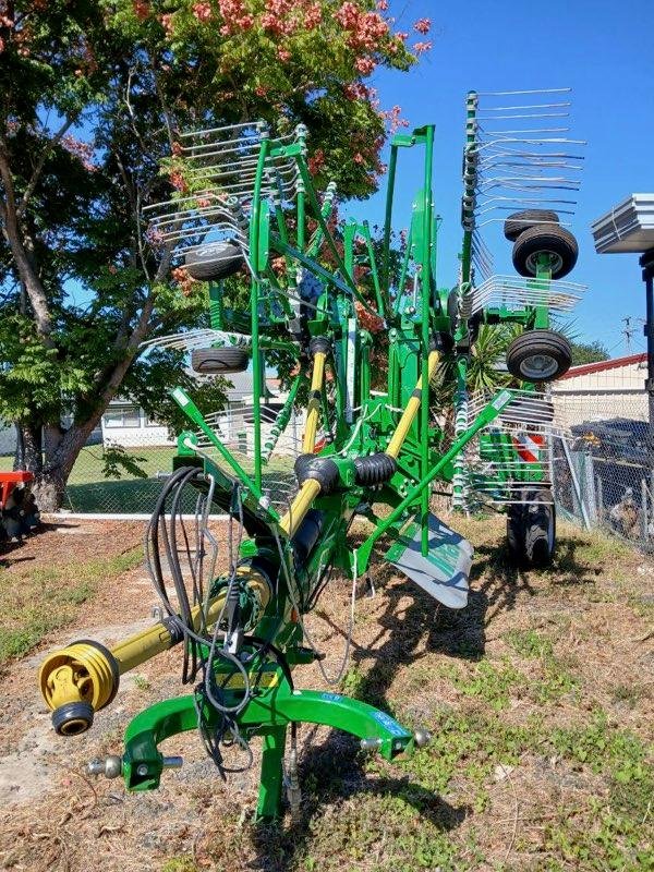 2025 McHale R6272 Rake Green