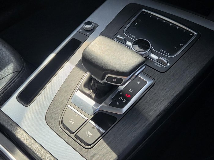 2019 Audi Q5 40 TDI design