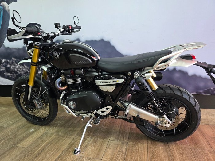 2024 Triumph SCRAMBLER 1200 XE Black
