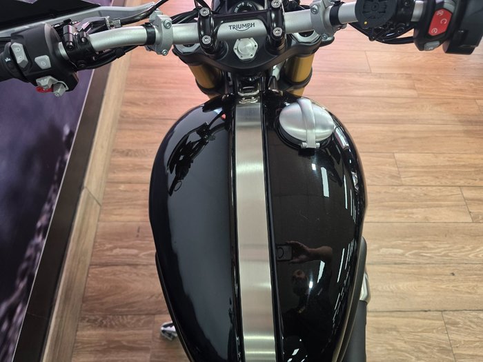 2024 Triumph SCRAMBLER 1200 XE Black