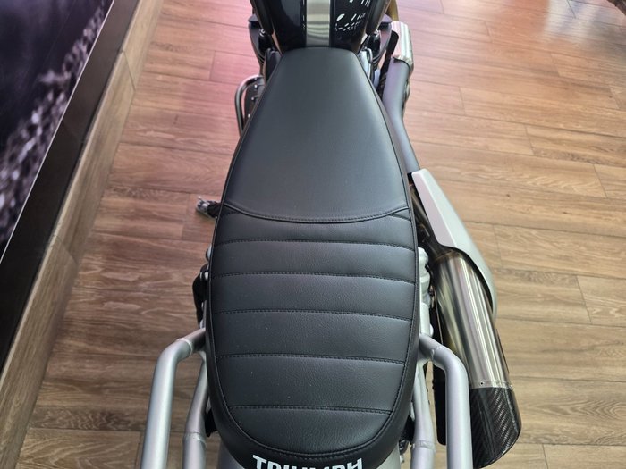 2024 Triumph SCRAMBLER 1200 XE Black