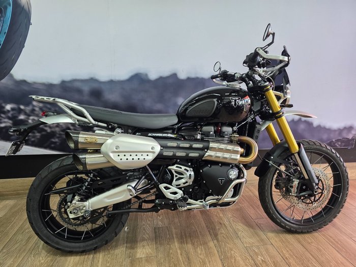 2024 Triumph SCRAMBLER 1200 XE Black