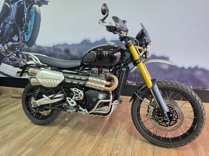 2024 Triumph SCRAMBLER 1200 XE Black