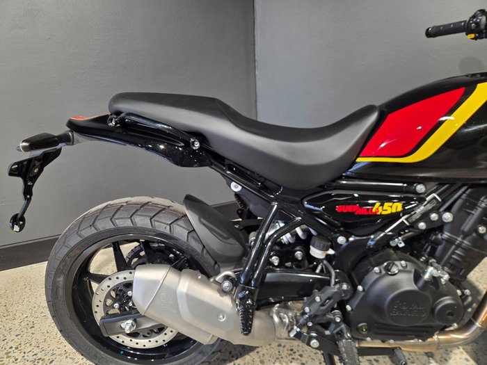 2025 Royal Enfield GUERILLA 450 BLACK