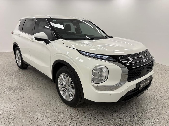 2021 Mitsubishi Outlander ES ZM MY22 AWD White