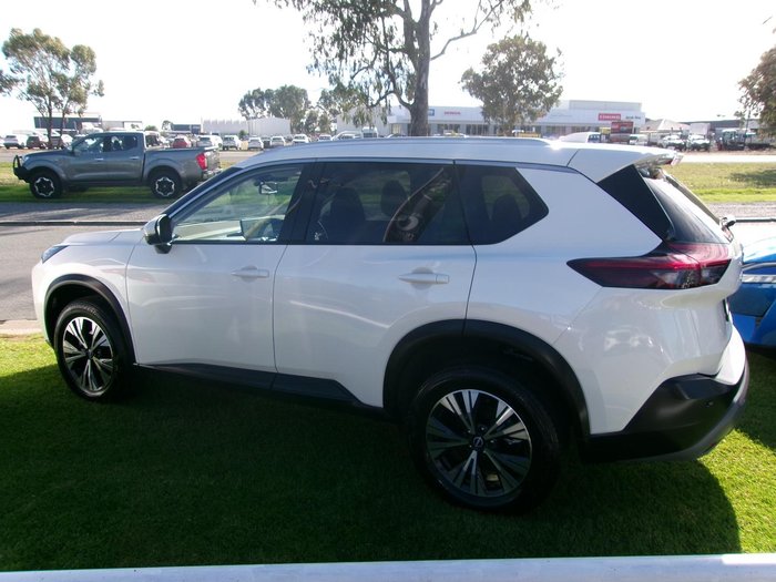 2025 Nissan X-TRAIL ST-L