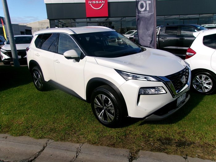 2025 Nissan X-TRAIL ST-L