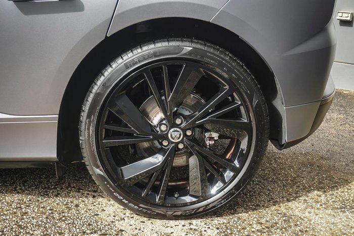 2023 Jaguar I-PACE EV400 R-Dynamic HSE