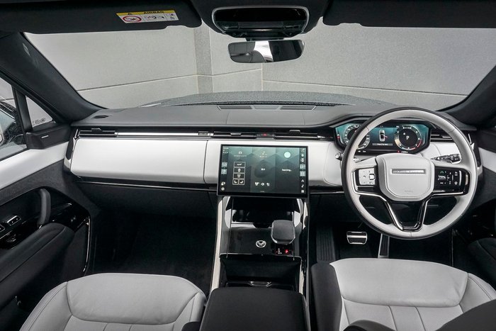 2025 Land Rover Range Rover Sport P400 Dynamic SE