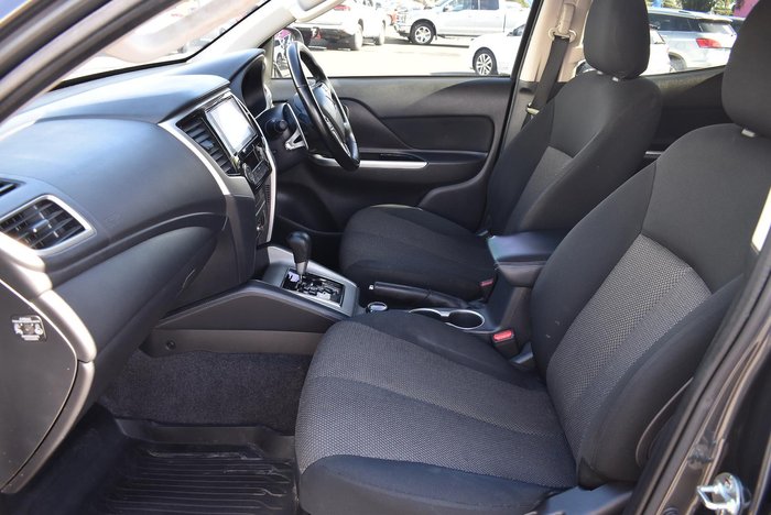 2022 Mitsubishi Triton GLS