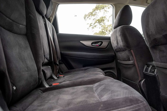 2015 Nissan X-TRAIL ST