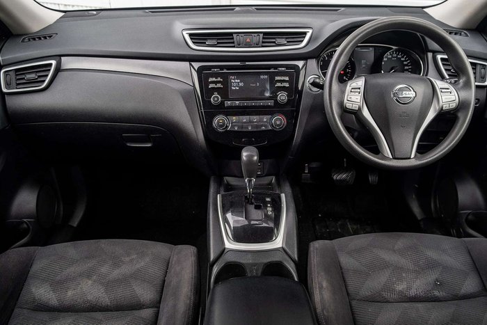 2015 Nissan X-TRAIL ST