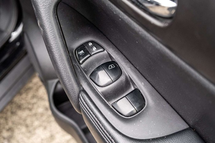 2015 Nissan X-TRAIL ST