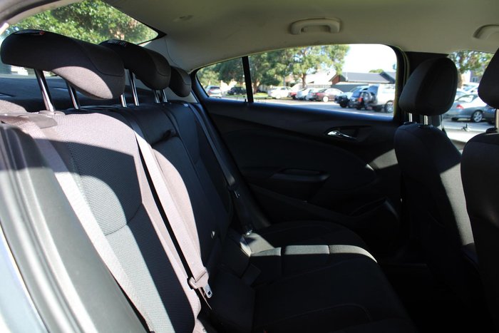 2018 Holden Astra LT