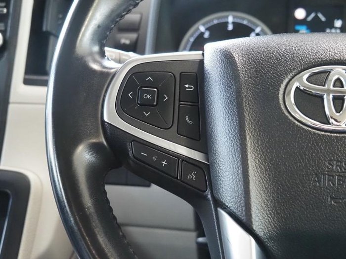 2021 Toyota Hiace Commuter