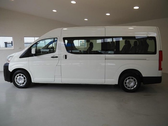 2021 Toyota Hiace Commuter