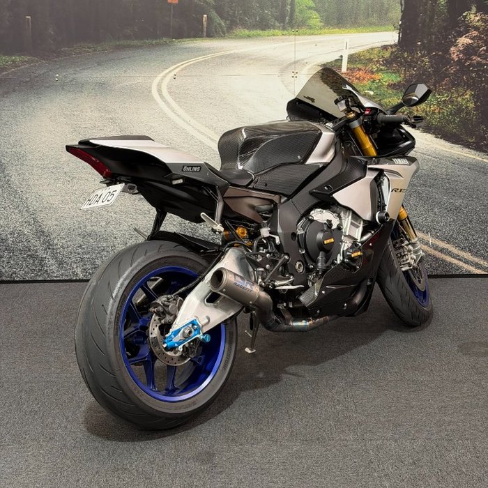 2016 Yamaha YZF-R1 M Silver