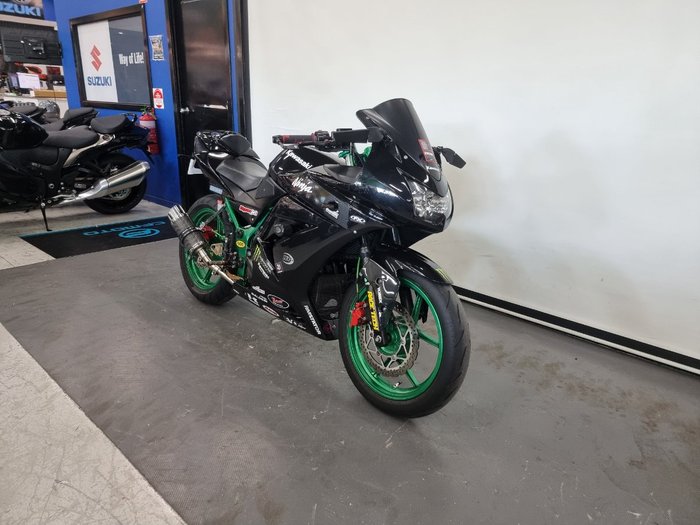 2012 Kawasaki NINJA 250R (EX250) Black