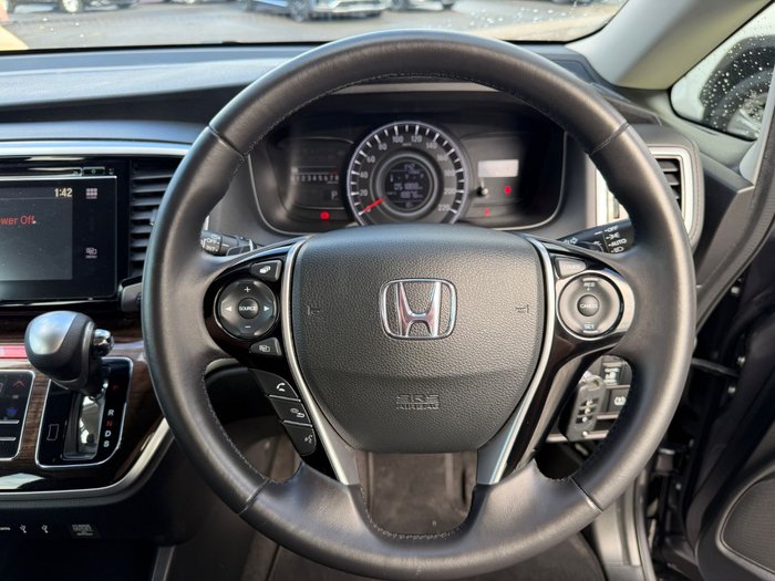 2017 Honda Odyssey VTi