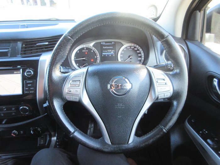 2017 Nissan Navara ST