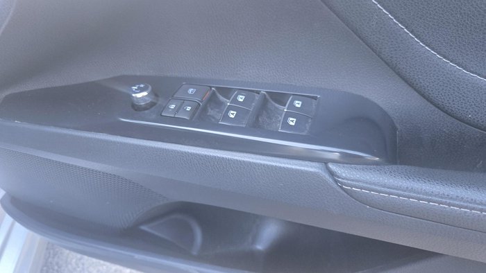 2018 Toyota Camry SX