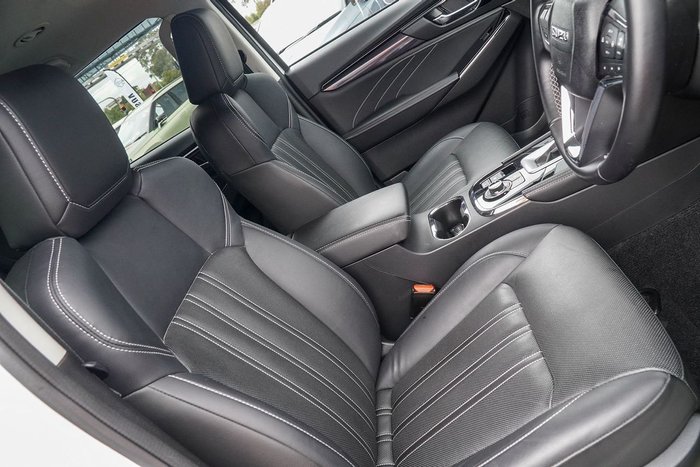 2023 Isuzu MU-X LS-T